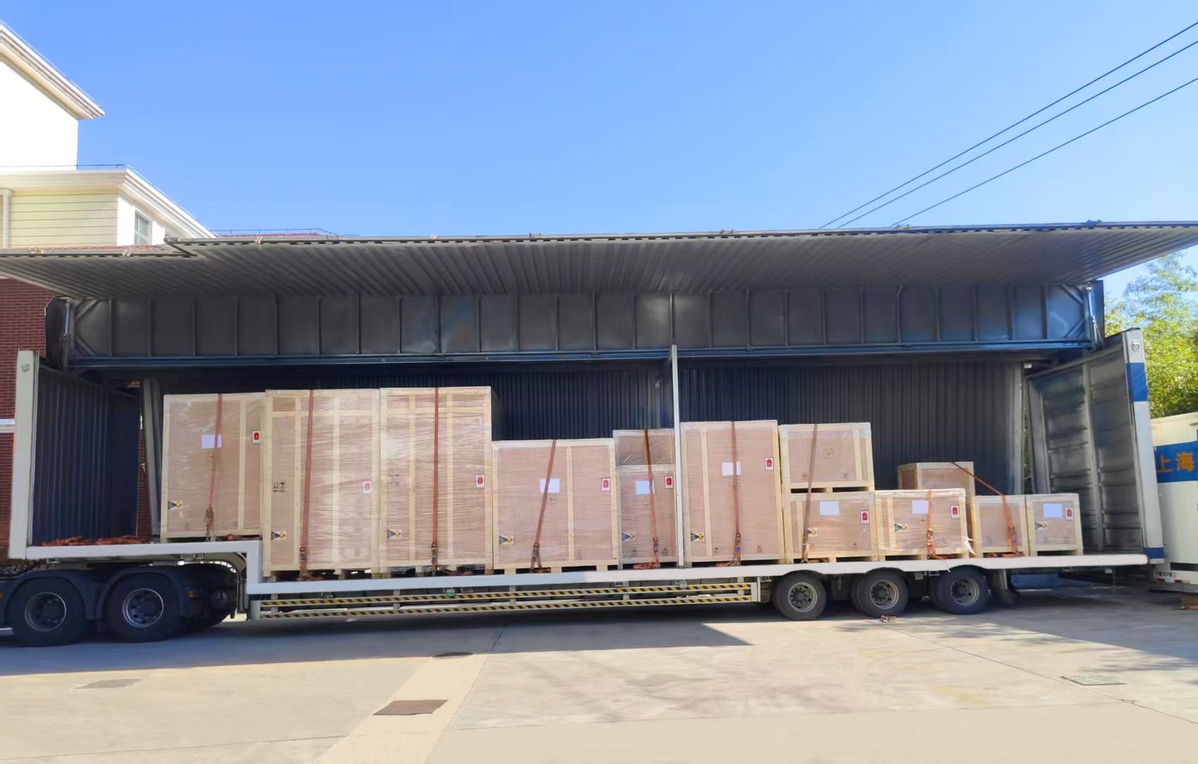 1764143495147645.jpg f5f763a5570b4c94092aa1442ad1a61e.jpg